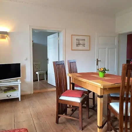 Romantische Unter Den Linden Apartment Buchholz (Mecklenburg-Vorpommern)
