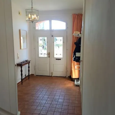 Romantische Unter Den Linden Apartment *