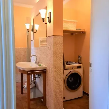 Romantische Unter Den Linden Buchholz (Mecklenburg-Vorpommern)