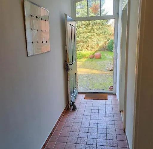 Romantische Unter Den Linden *