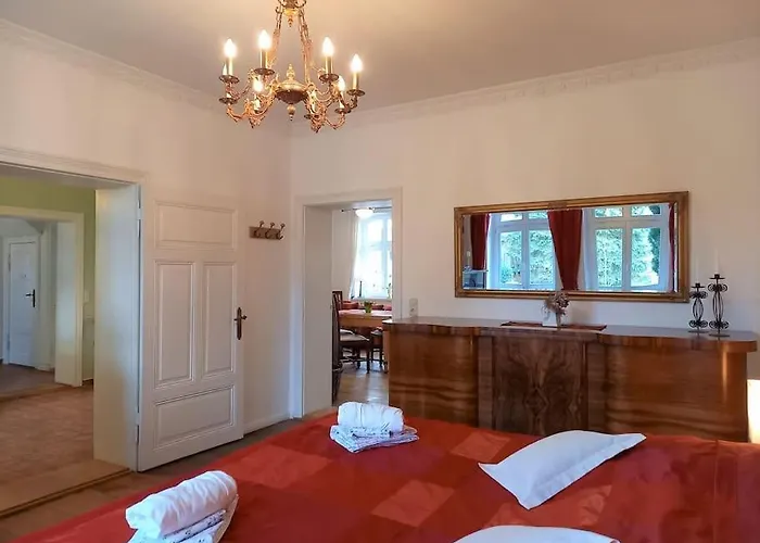 Апартаменты Romantische Unter Den Linden Buchholz (Mecklenburg-Vorpommern)